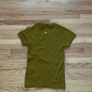 Lululemon Swiftly T-shirt